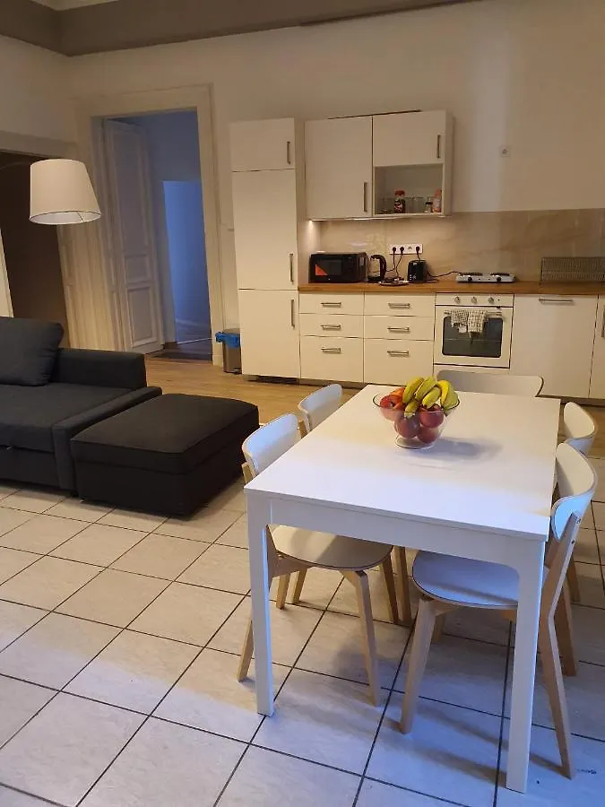 Queen Erzsebet Apartment 부다페스트