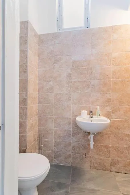 Queen Erzsebet Apartment 부다페스트 0*,
