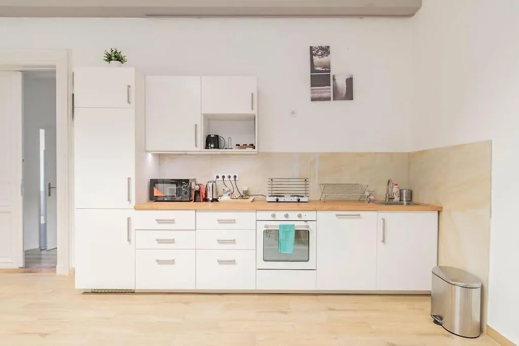 Queen Erzsebet Apartment 부다페스트 0*,  헝가리